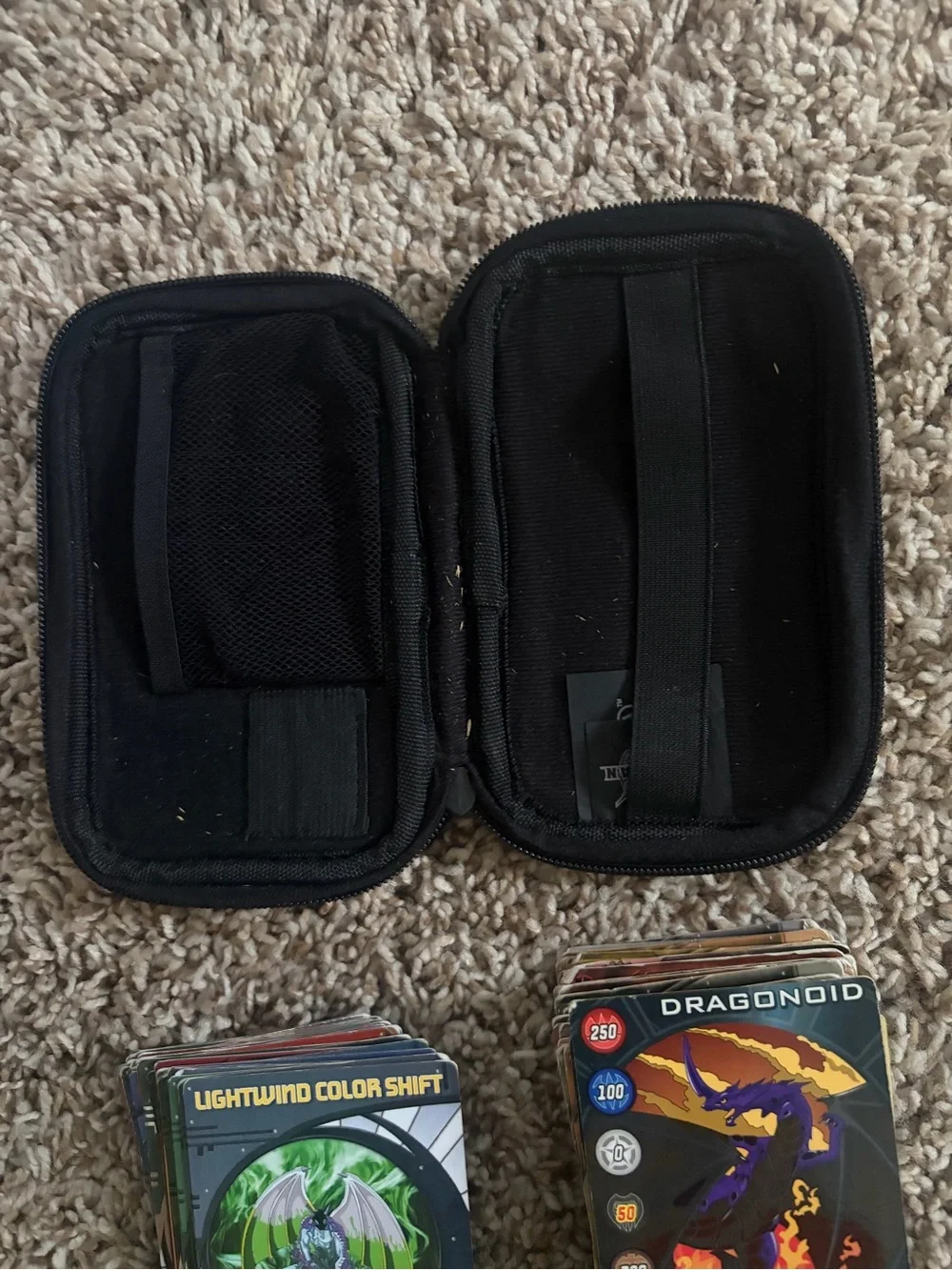 Bakugan Character Zipped Card Case with Card Bundle